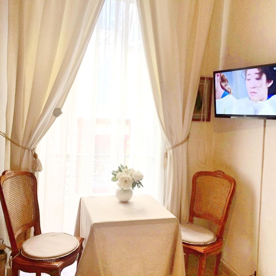Nice Center Studio Guesthouse Экстерьер фото